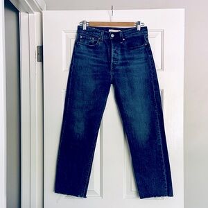LEVI’S Ribcage Wedgie Cropped Jeans with Frayed Hem